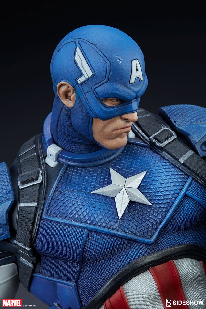 Marvel Comics Premium Format Figure Captain America 53 cm