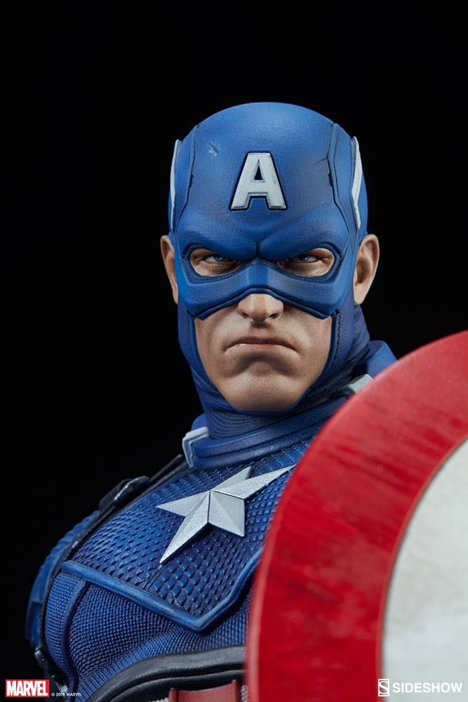 Marvel Comics Premium Format Figure Captain America 53 cm