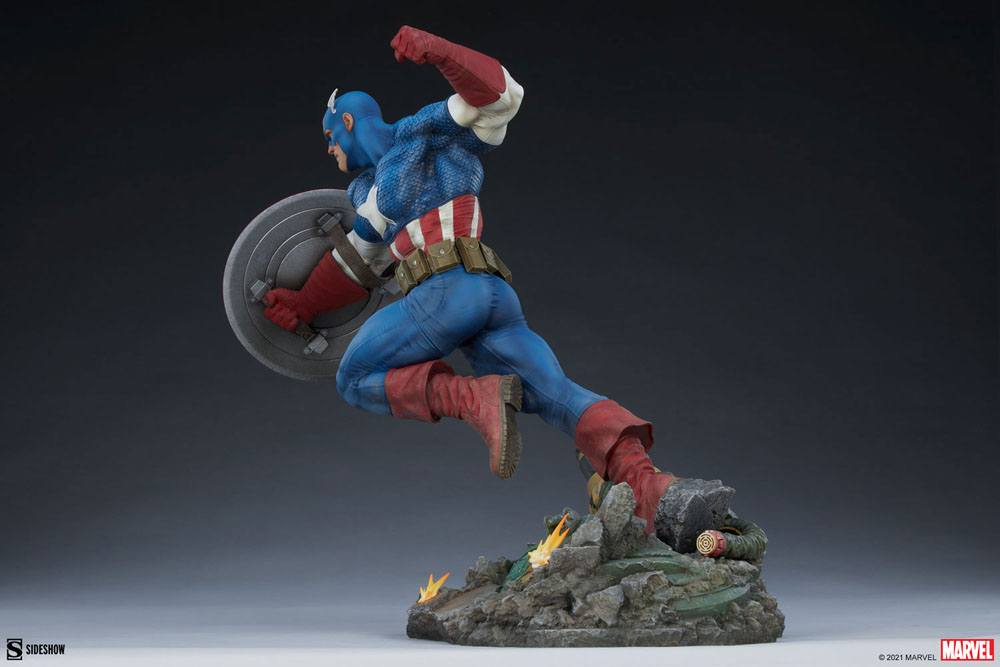 Marvel Premium Format Statue Captain America 53 cm
