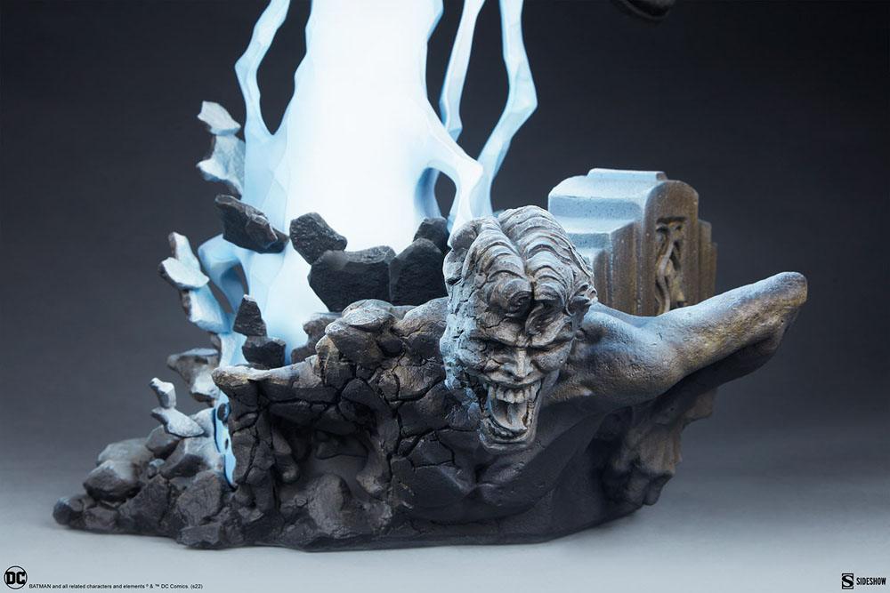 DC Comics Premium Format Statue Batman: The Dark Knight Returns 80 cm