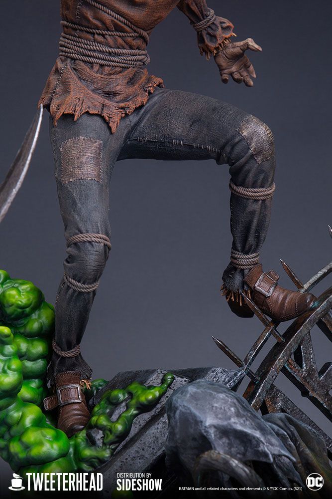 DC Comics Maquette 1/6 Scarecrow 51 cm