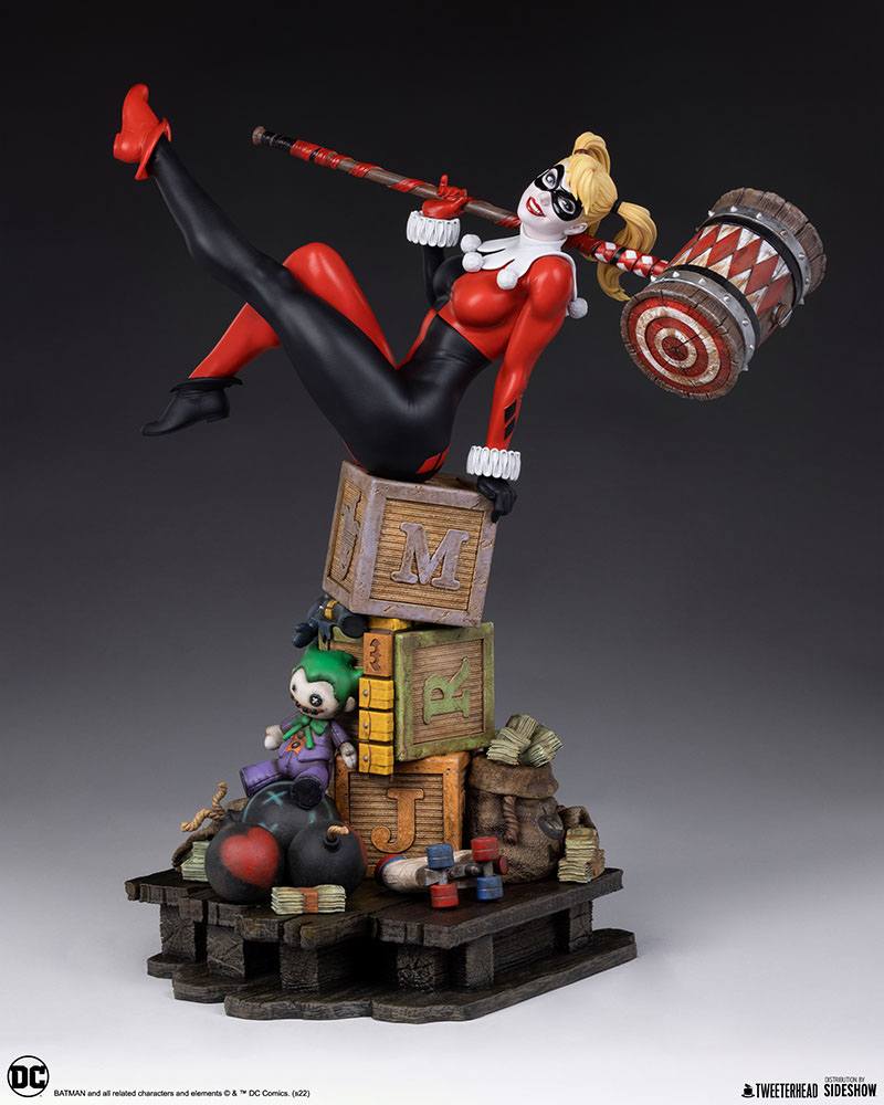 DC Comics Maquette 1/4 Harley Quinn 58 cm