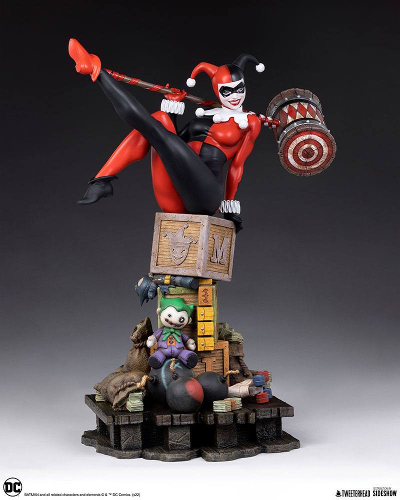 DC Comics Maquette 1/4 Harley Quinn 58 cm