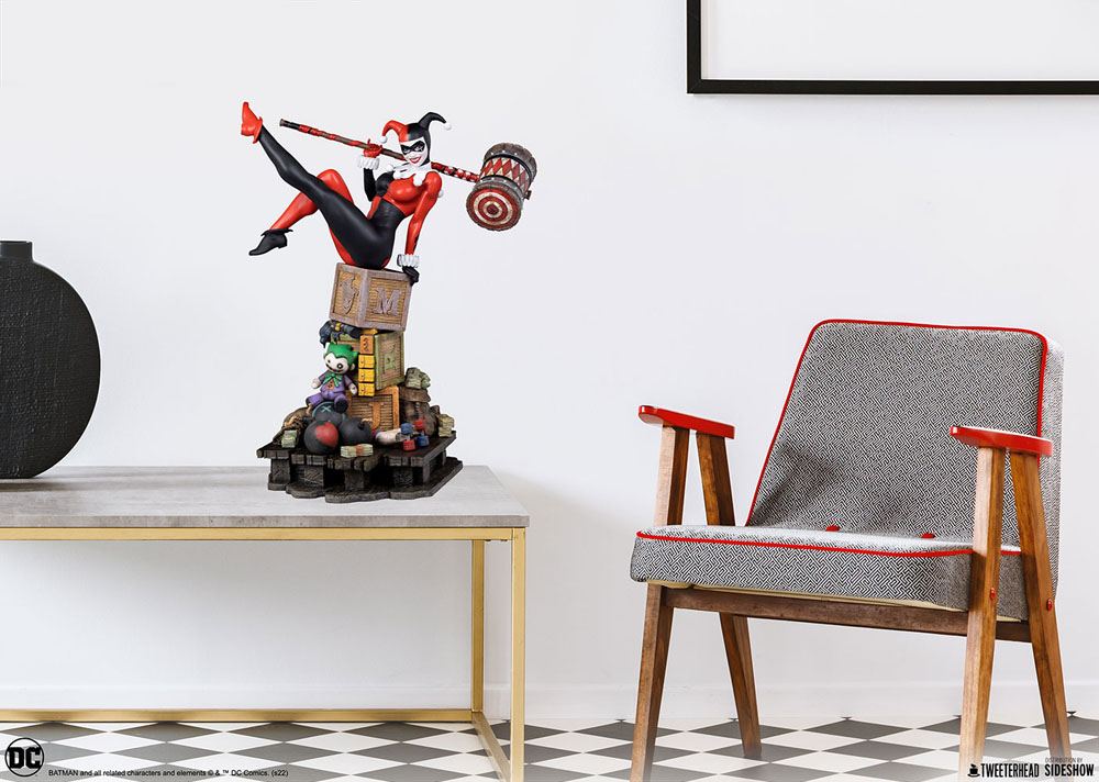 DC Comics Maquette 1/4 Harley Quinn 58 cm