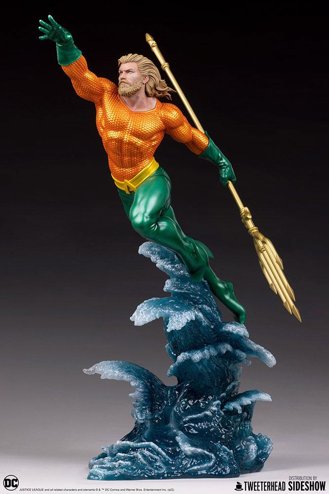 DC Comics Maquette 1/6 Aquaman 51 cm