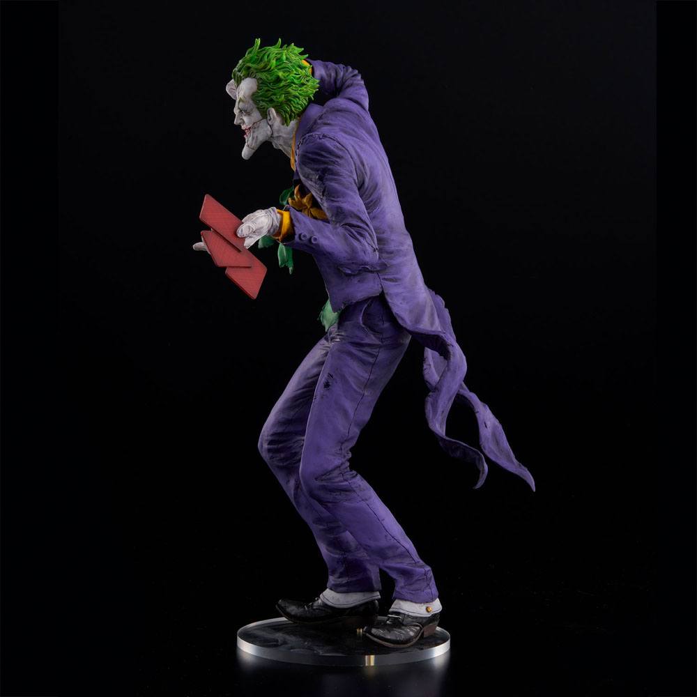 DC Comics Sofbinal Soft Vinyl Statue The Joker Laughing Purple Ver. 30 cm