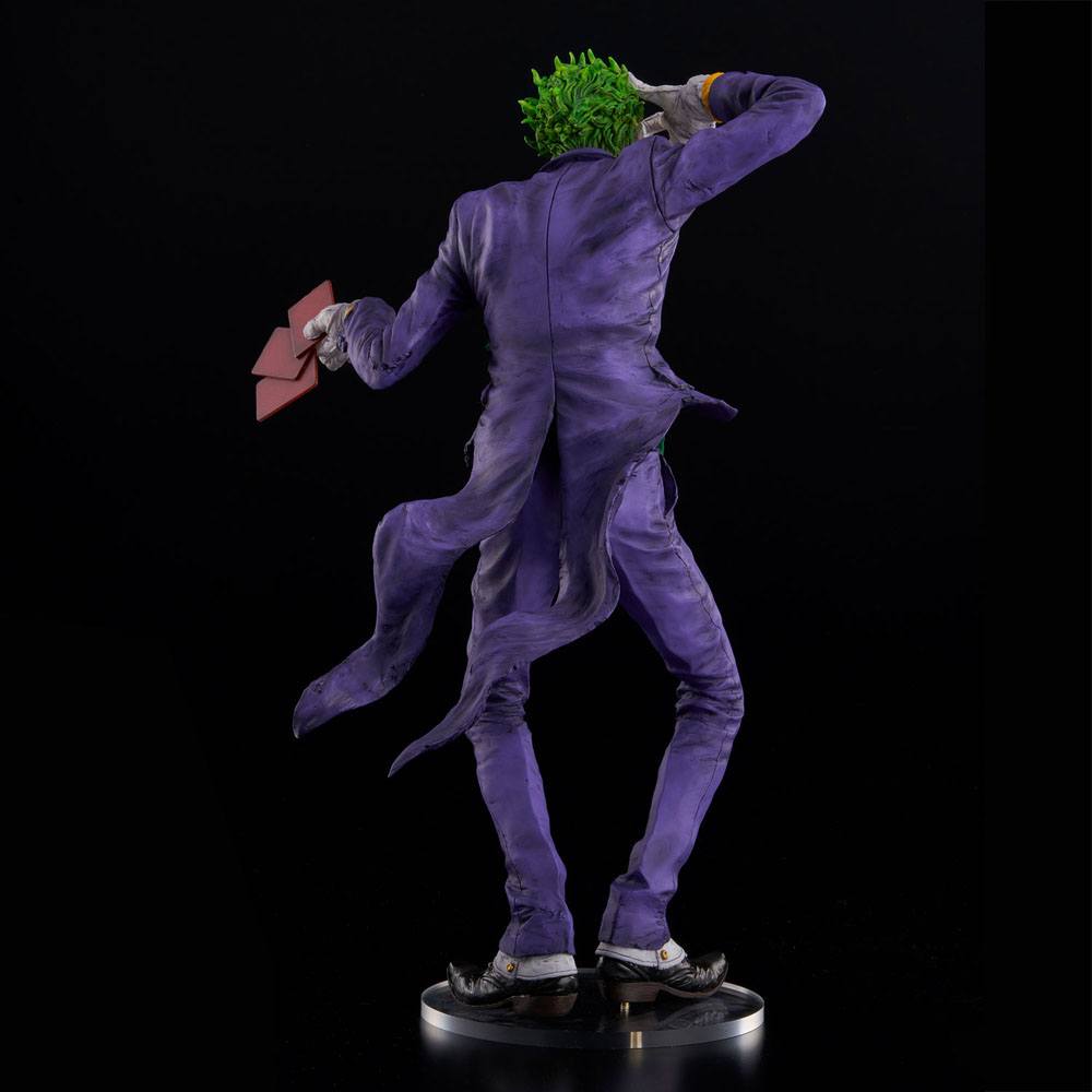DC Comics Sofbinal Soft Vinyl Statue The Joker Laughing Purple Ver. 30 cm